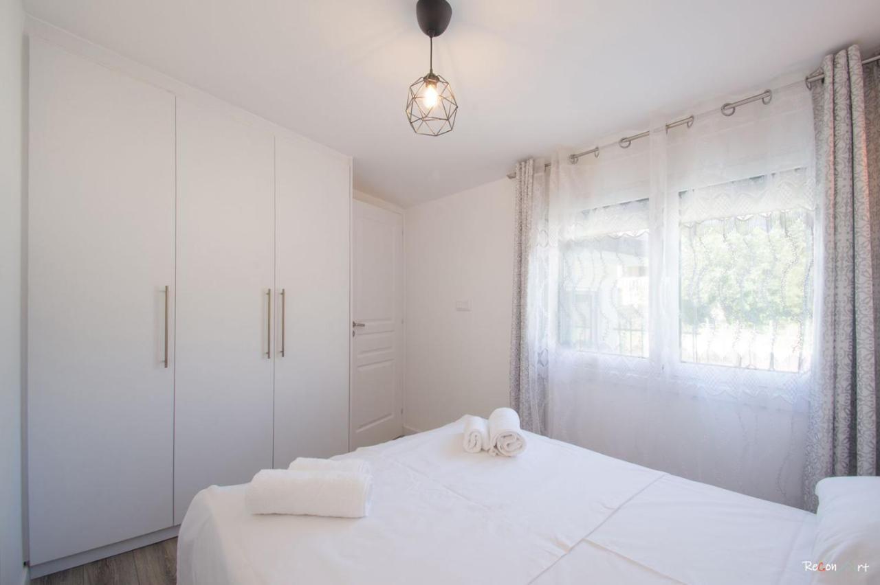 Oresti'S Villa Near Airport & Beach أرتيميدا المظهر الخارجي الصورة