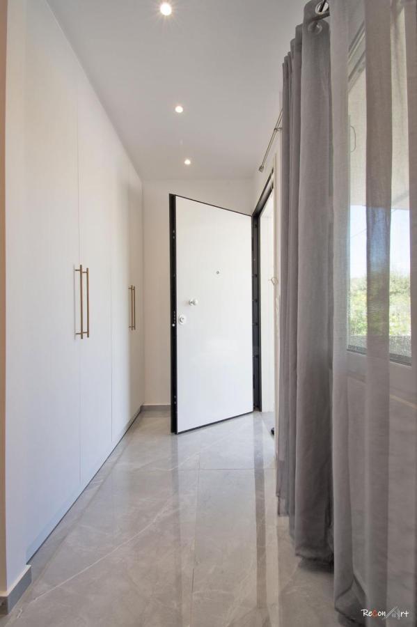 Oresti'S Villa Near Airport & Beach أرتيميدا المظهر الخارجي الصورة